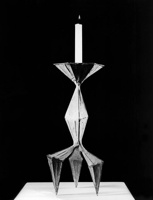 Lynn Chadwick, Single Candle Holder (C146)
Edition 2/150
Bronze, 13 x 6 x 5 inches
CHAD-0009