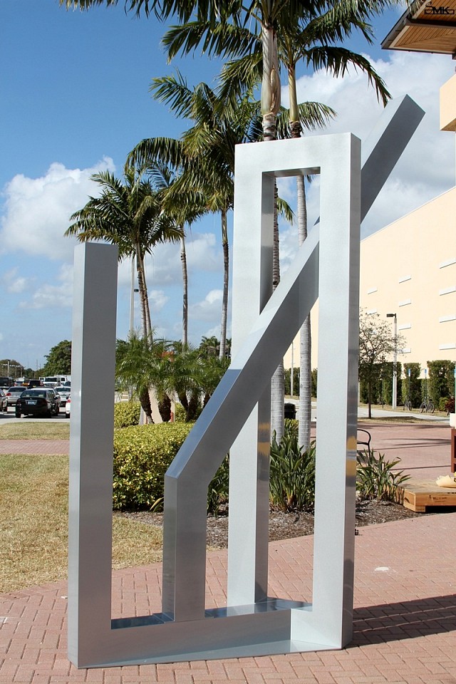 Jane Manus, Z Screams Big, 2011
Aluminum, 147 x 97 x 32 in.
MANU00092
$150,000