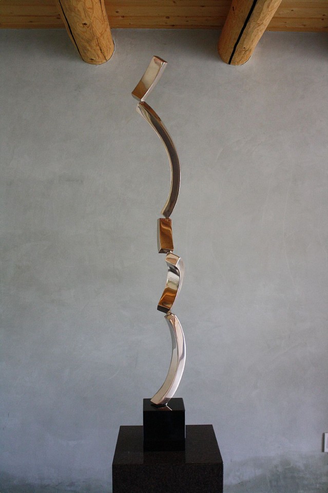 Gino Miles, Primo, 2020
Bronze, 50 x 6 x 6 inches plus 32 x 12 x 12 inch base
MILE00033
$8,000