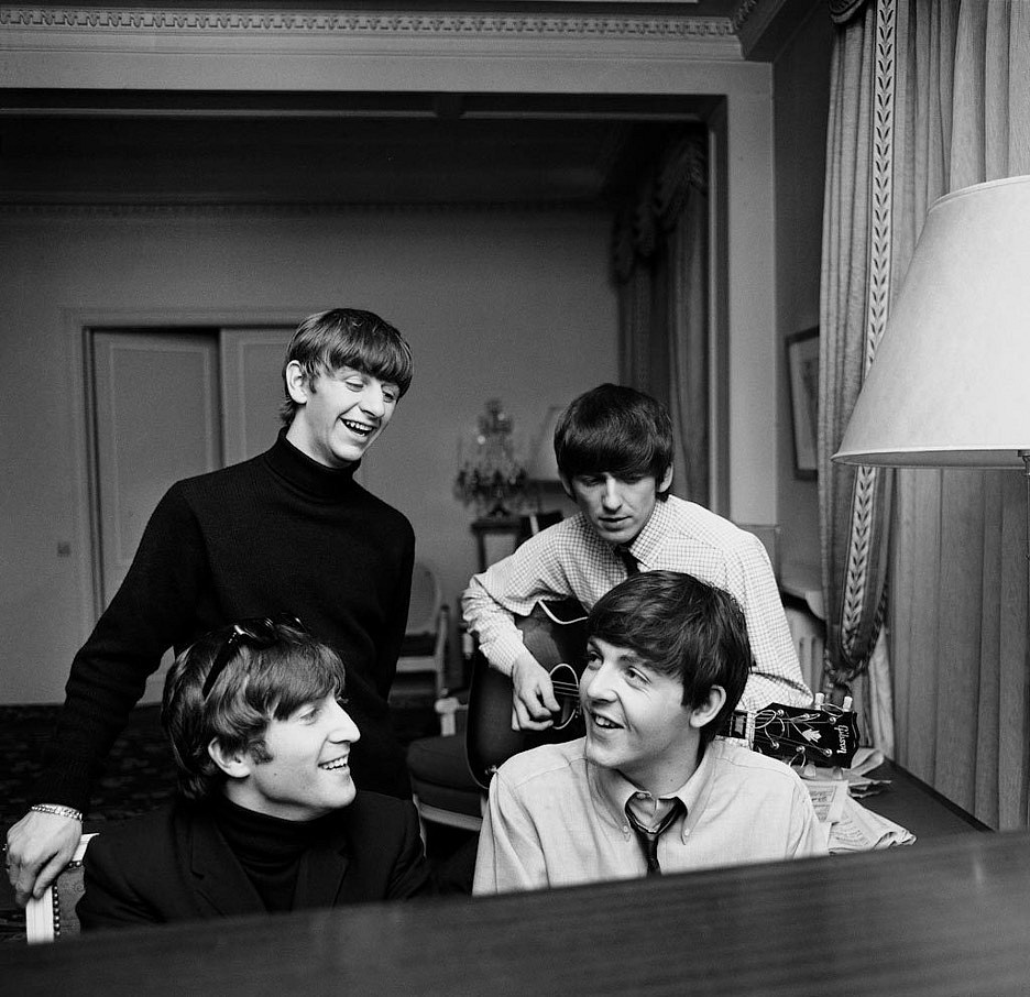 Harry Benson, Z Beatles Composing #2, Paris; edition of 35, 1964
Photograph, 17 x 22 inches $12,000 / 20 x 24 inches $14,000 / 24 x 30 inches $18,000 / 30 x 40 inches $20,000 / 40 x 50 inches $22,500
“It seemed John and Paul could compose anywhere. They would wander over to the piano, sit down, and start playing, taking no notice of what was going on around them. Here in their George V Hotel suite they were composing “I Feel Fine.” George and Ringo wandered over and started to join in. It was fascinating to watch how intense they were while creating a song.” – Harry Benson
BENS00041